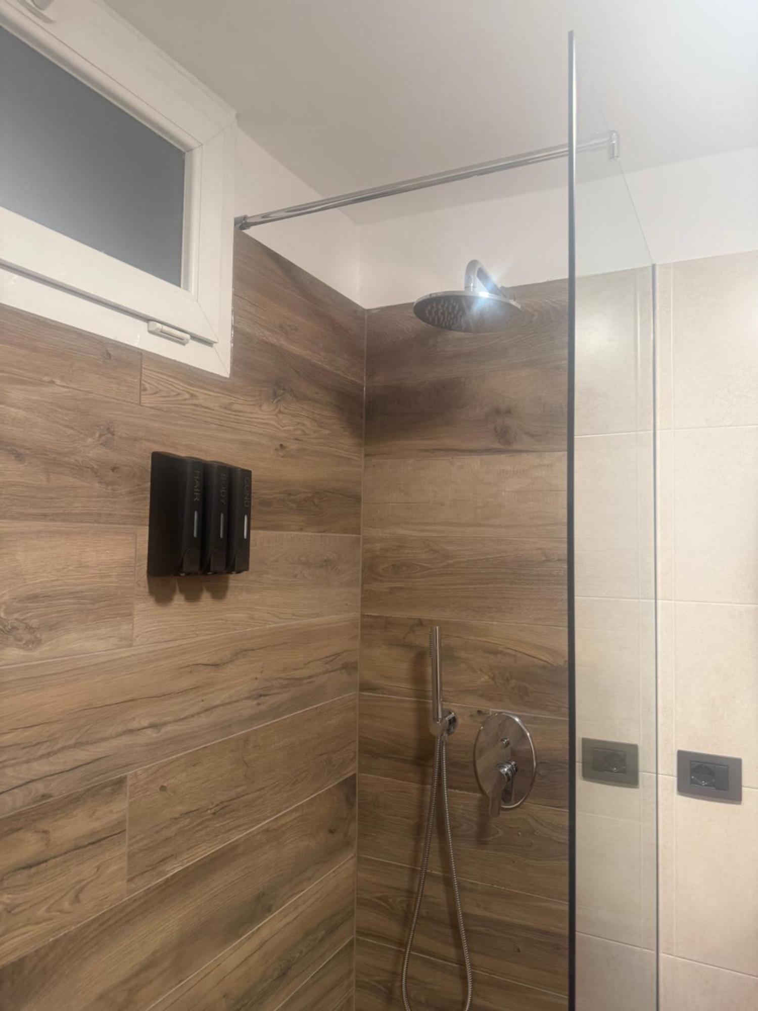 Samy S Home 1 Free Parking Wi-Fi Bolzano Bagian luar foto