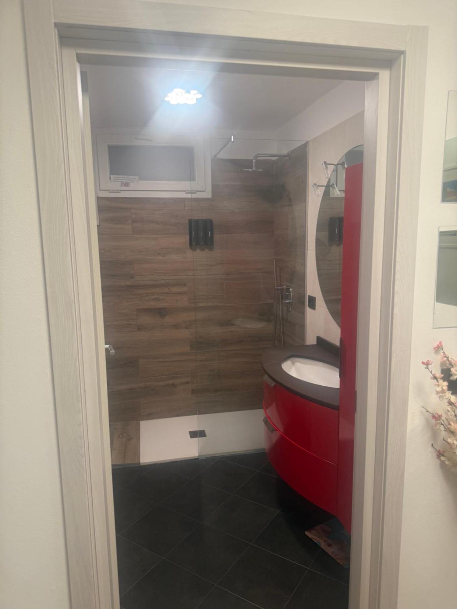Samy S Home 1 Free Parking Wi-Fi Bolzano Bagian luar foto